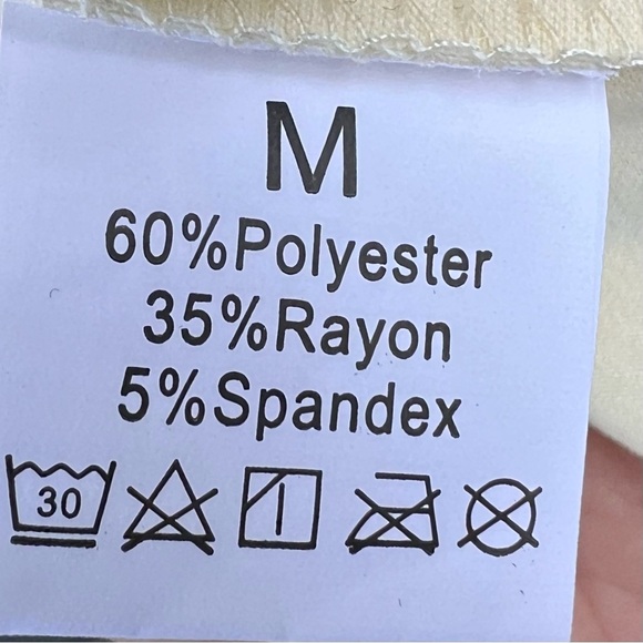 Horse Lover’s Graphic T-Shirt - Pale Yellow - Size Medium - Picture 7 of 7